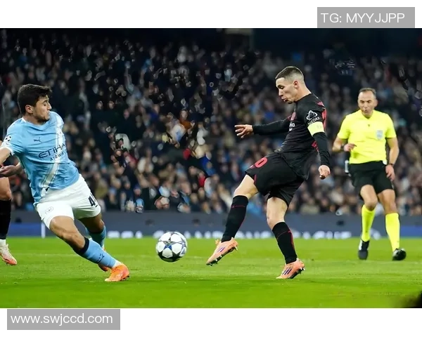 意甲激战：利物浦狂胜皇马5-1赛场瞬间引发热烈反响