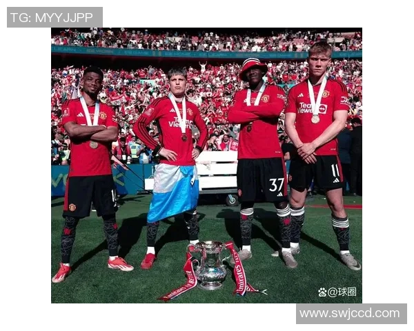 欧冠精彩对决那不勒斯与曼城战成平局帽子戏法引发全场热烈反响