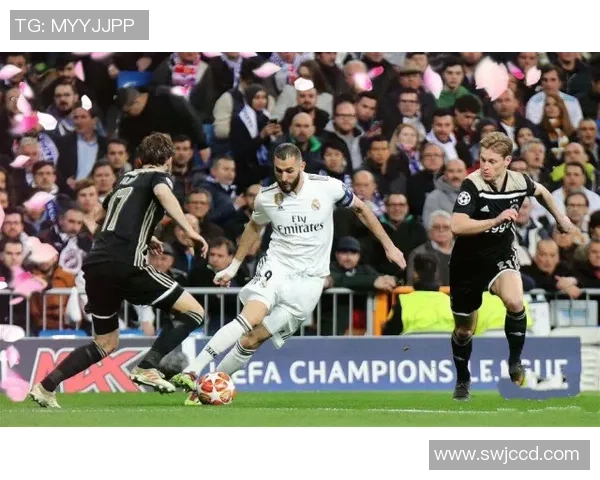 巴黎圣日耳曼大胜马竞5-1帽子戏法引发争议判罚全场沸腾