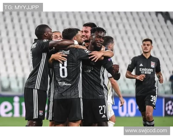 足总杯精彩对决里昂大胜马竞乌龙球成比赛转折点分析