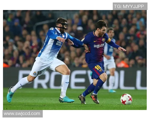 国王杯精彩对决那不勒斯大胜巴萨神奇扑救引发全场狂欢